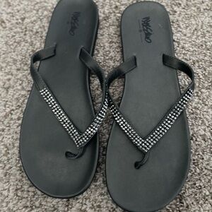 Massimo Black Crystal Embellished Sandals